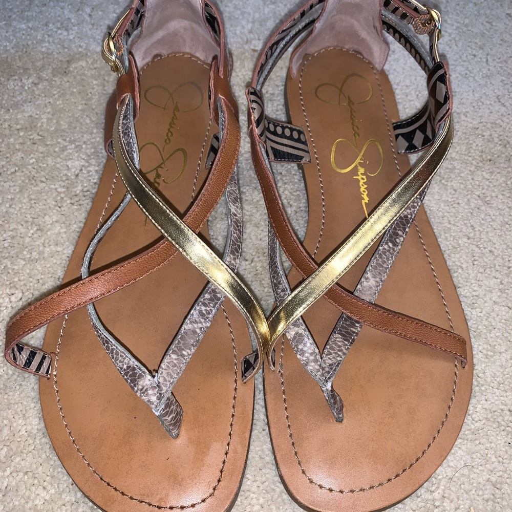 Jessica Simpson 8.5 Strappy Sandal - Picture 1 of 4